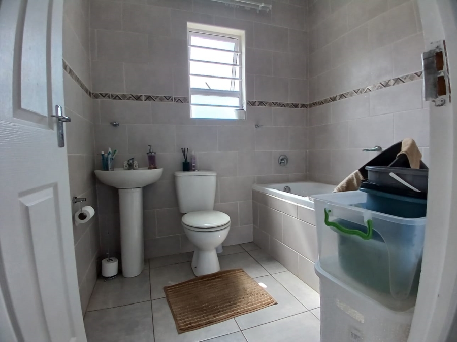 3 Bedroom Property for Sale in Gonubie Eastern Cape